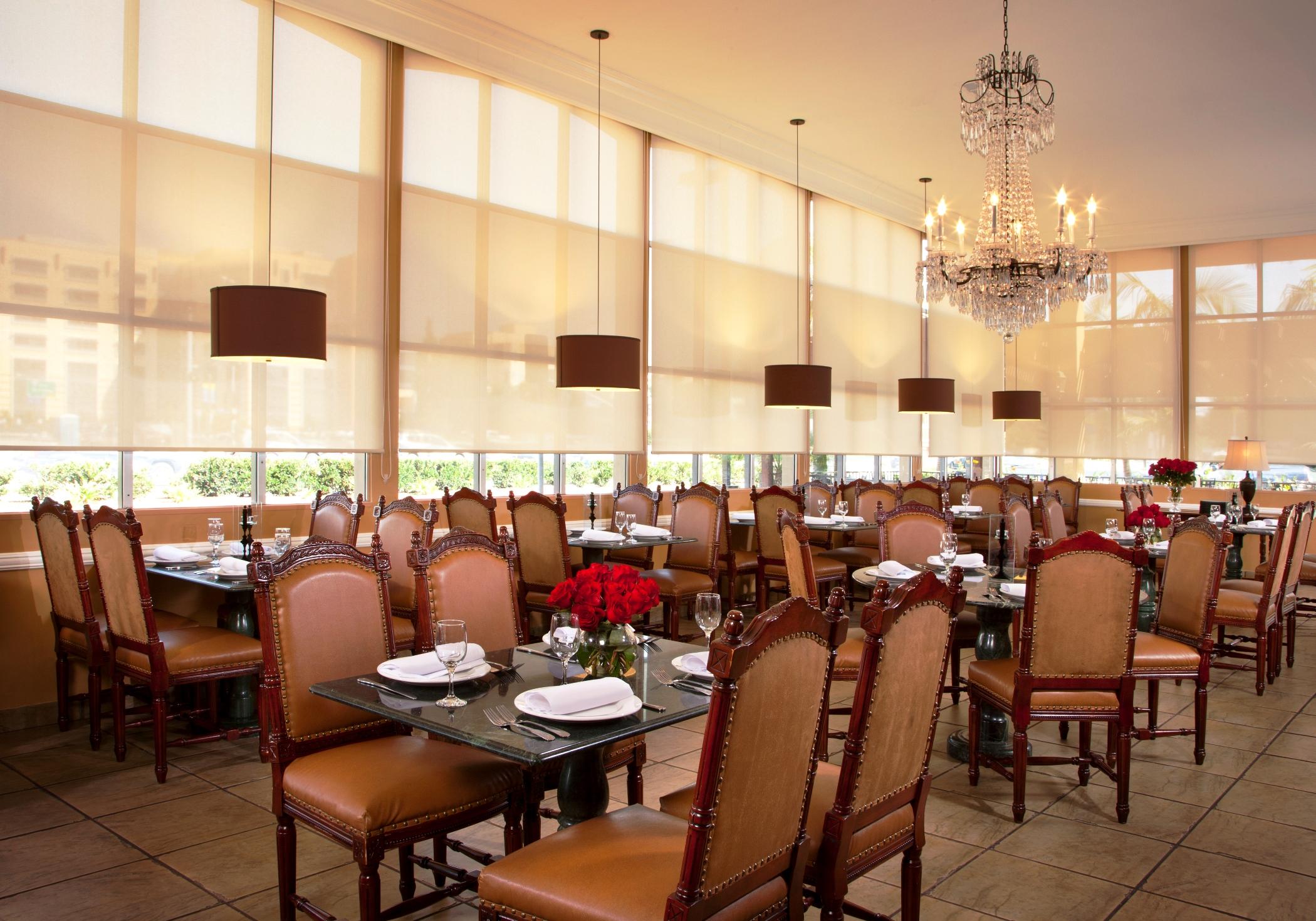 Alo Hotel By Ayres, Orange Restaurant foto